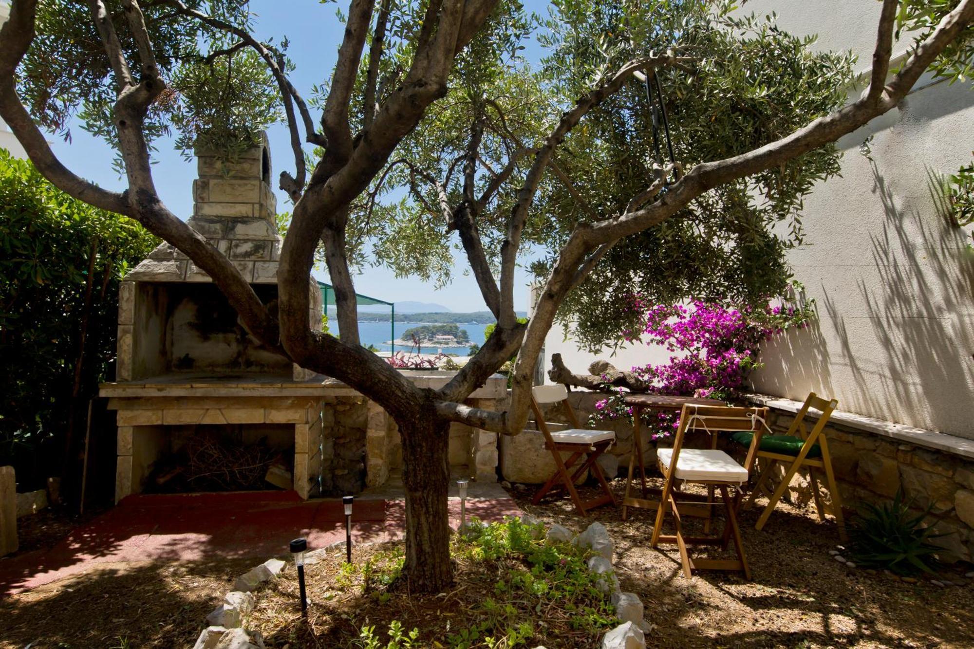 Apartment Rossi Perkov Hvar Town Dış mekan fotoğraf